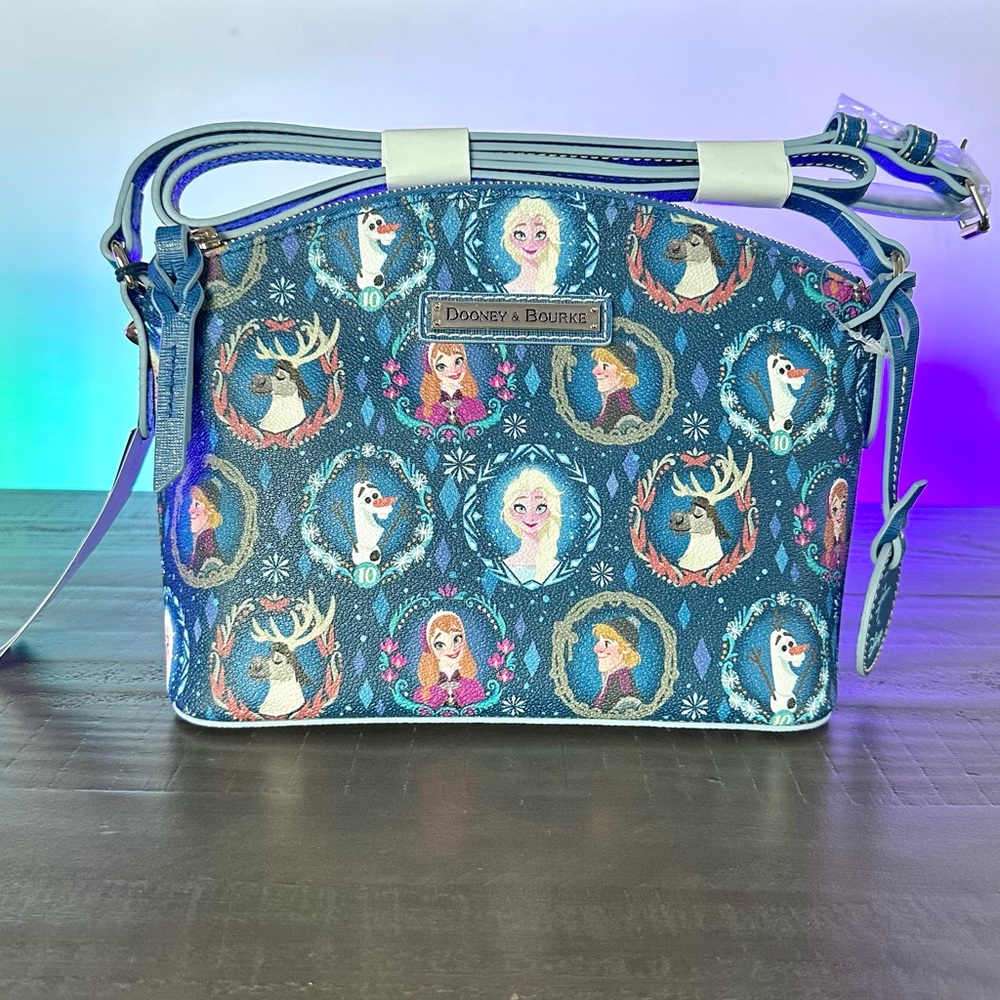 Dooney & Bourke Disney Frozen Crossbody Bag NWT Beautiful Placement!!